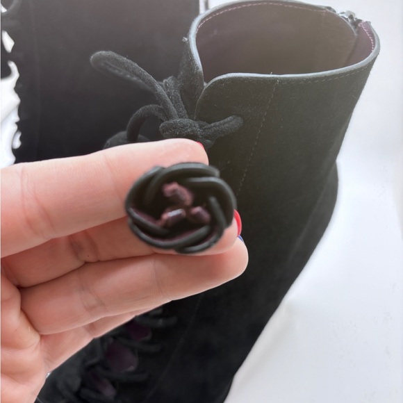 Brand New COACH Black Lena Lux Suede Lace Up Bootie. Size 5 - Picture 5 of 16